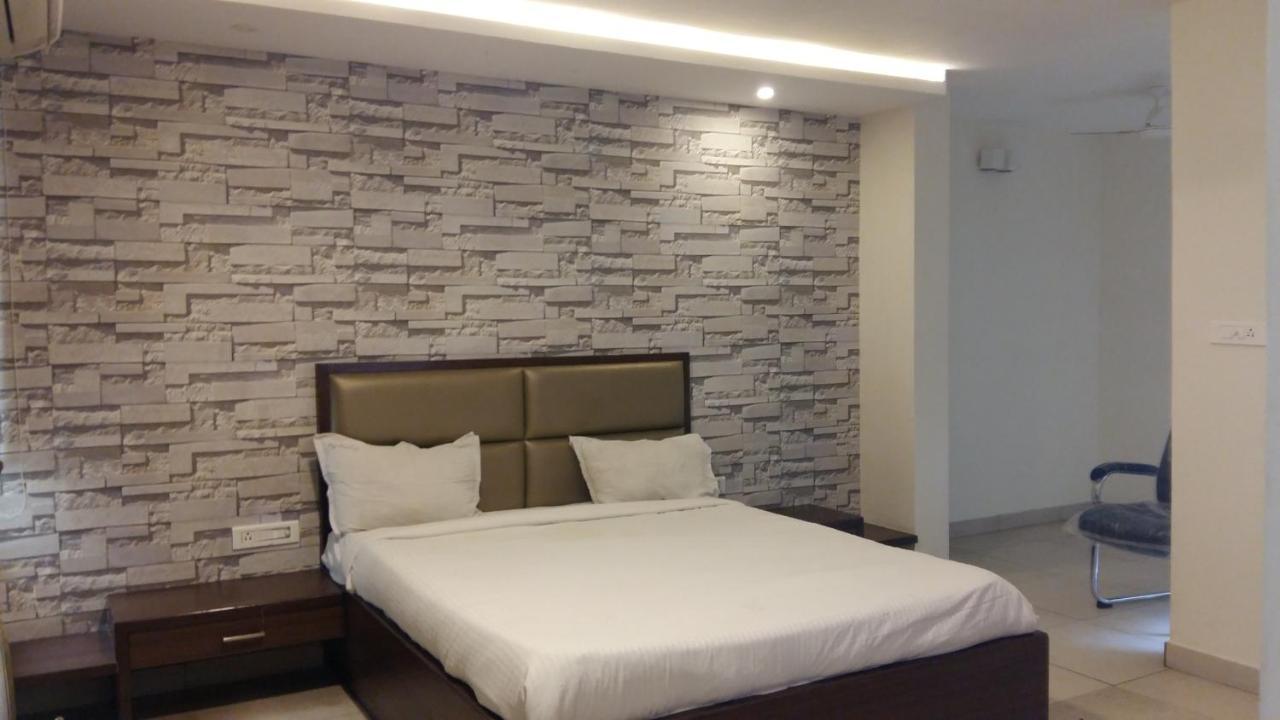 Raj Residency Near Us Consulate Hotel